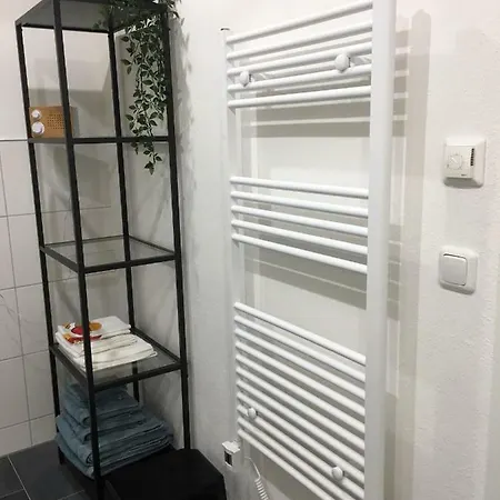 Gaestewohnung A+c Bovet Strasen